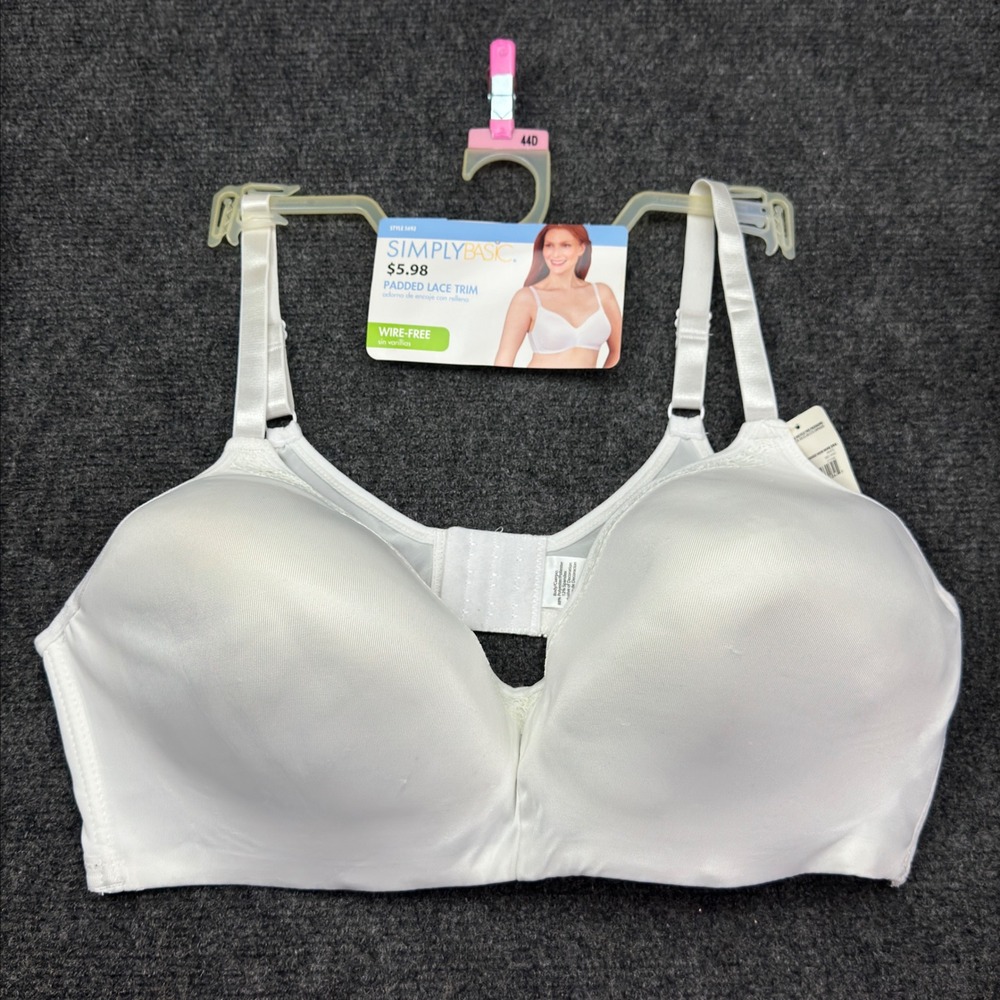 Simply Basic White Padded Lace Trim Wire-Free Bra 44D Style 5692 Full Coverage